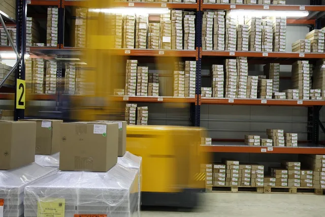 high level rack, warehouse, range, shelf, shipment, packaging, logistics, central warehouse, turnover, warehouse, warehouse, warehouse, warehouse, warehouse, logistics, logistics. Ecommerce platform costs: a whole-life budget that separates cash, accounting and economic cost